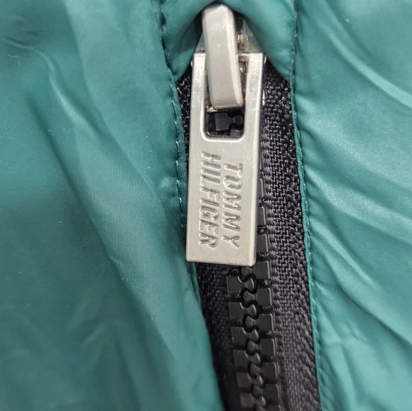 Tommy Hilfiger Green Hooded Puffer Jacket Sz Large - Picture 5 of 16